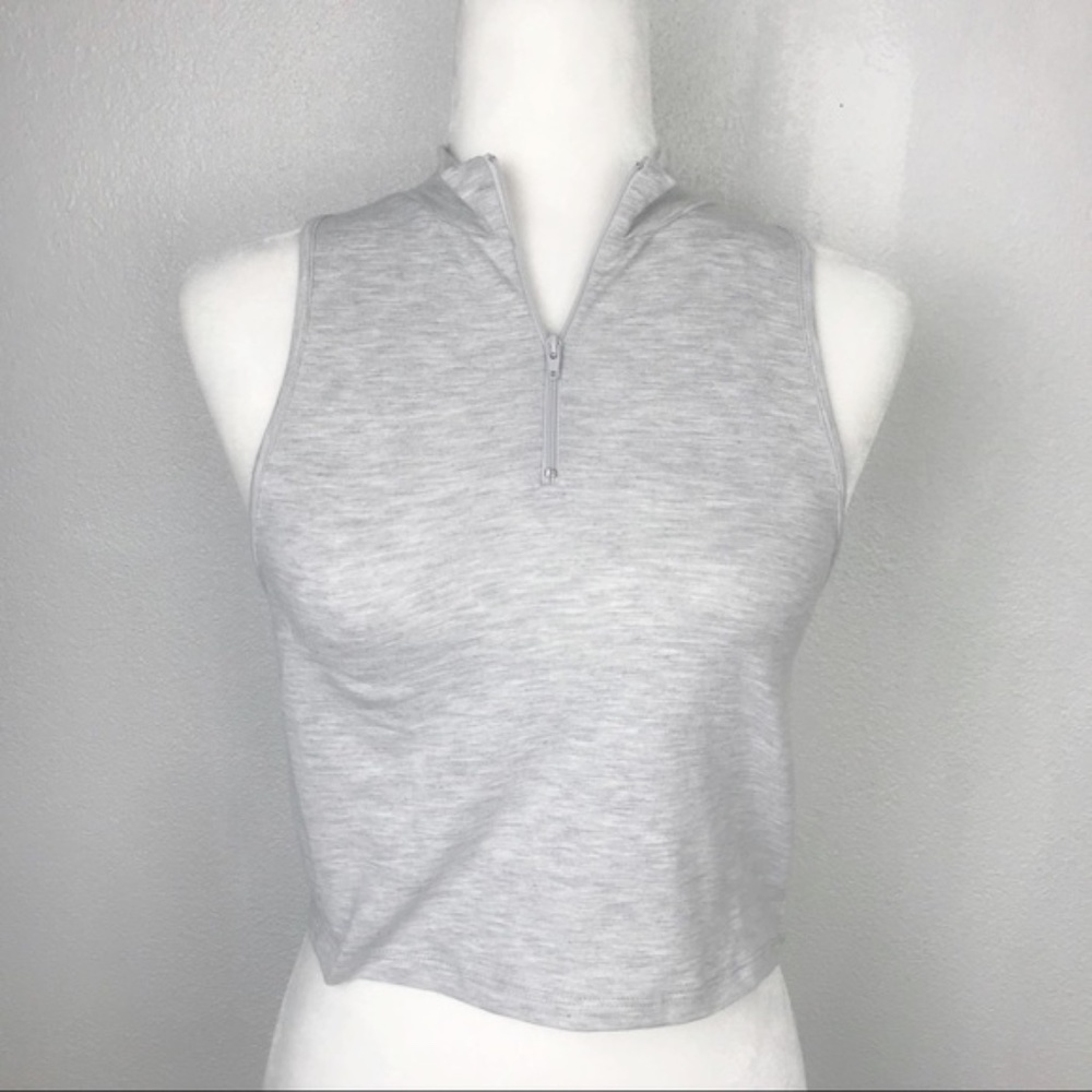 TOPSHOP – Zip Racer Crop Top